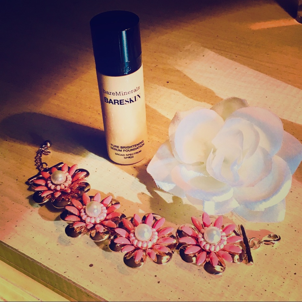 Bare Minerals Bare Skin Foundation!